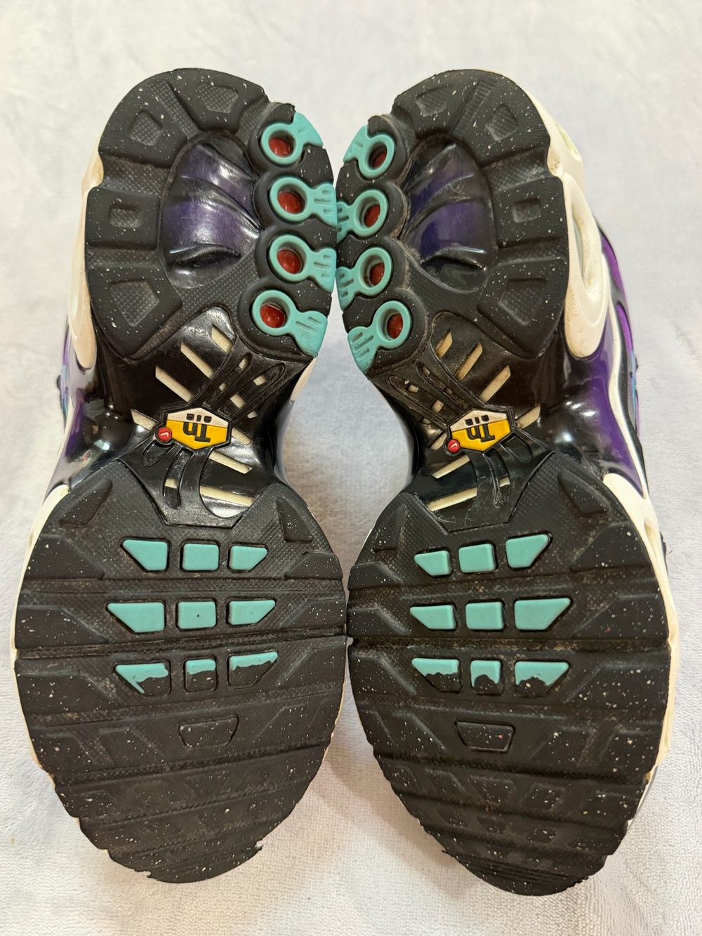 Nike Air Tuned Plus Gradient Purple/White Sneakers - Picture 3 of 11